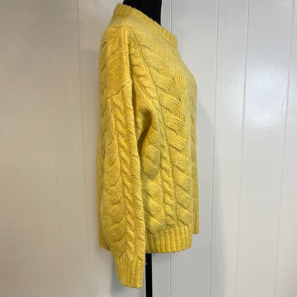 Primark Sweater Oversized Cable Cabincore Knit Bright Yellow Size Medium Large - Picture 4 of 9